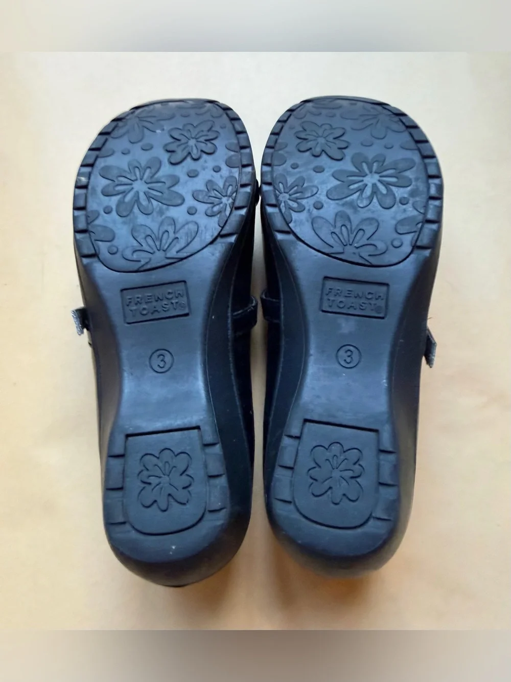 French Toast Girls Black Mary Jane Dress Shoes Bow Buckle Size 3